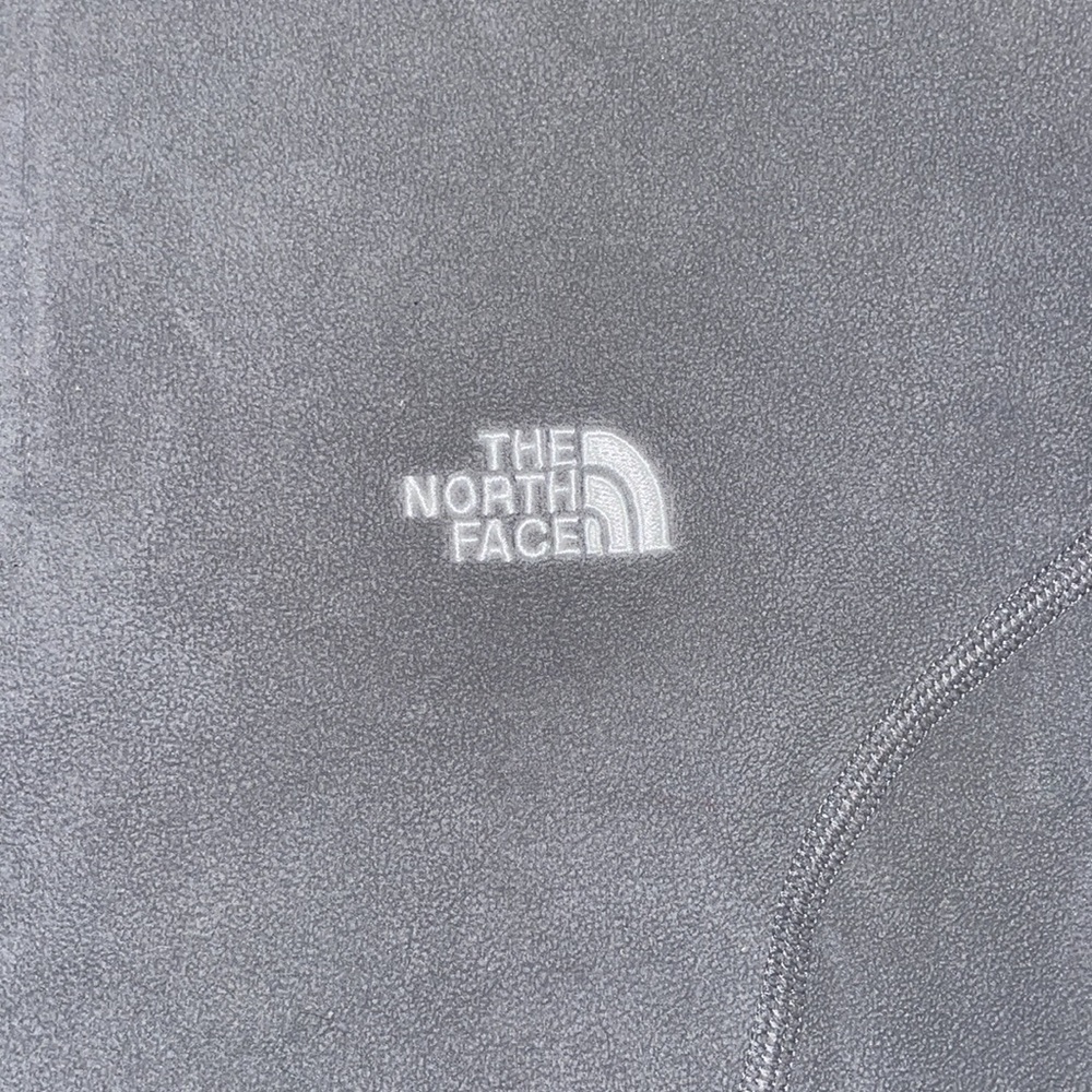 Northface Fleece - Picture 2 of 3